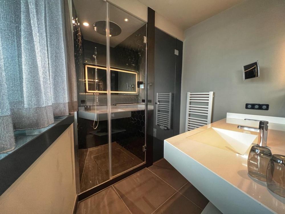 Suites Im Cloud Stuttgart Exteriör bild