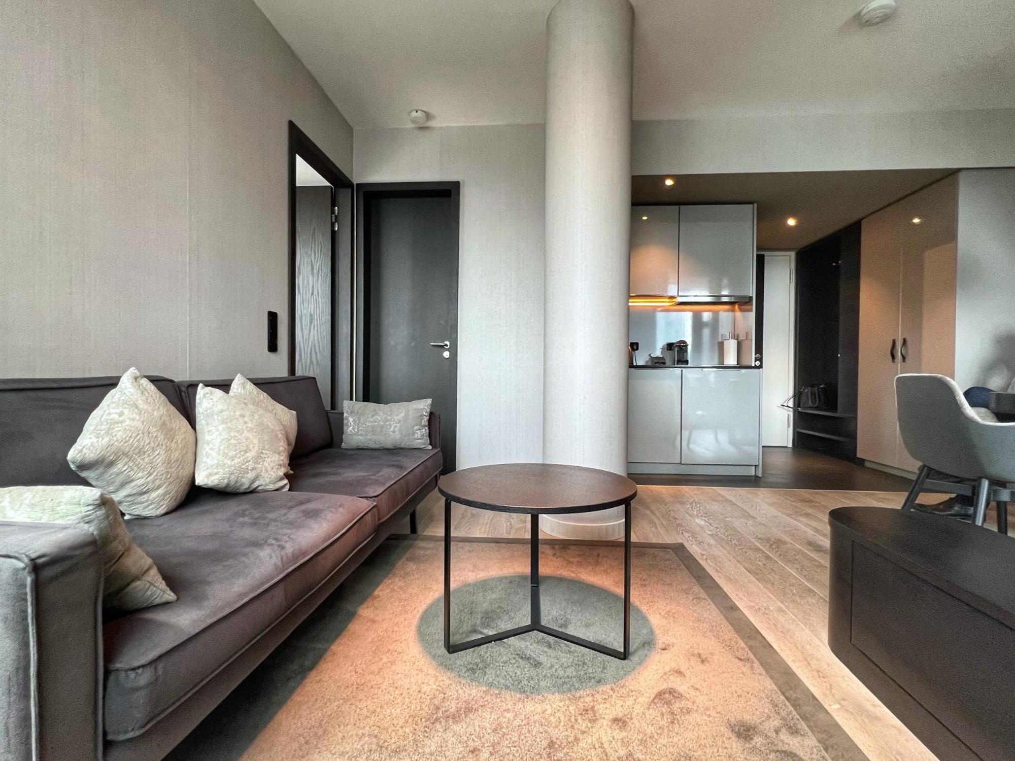 Suites Im Cloud Stuttgart Exteriör bild