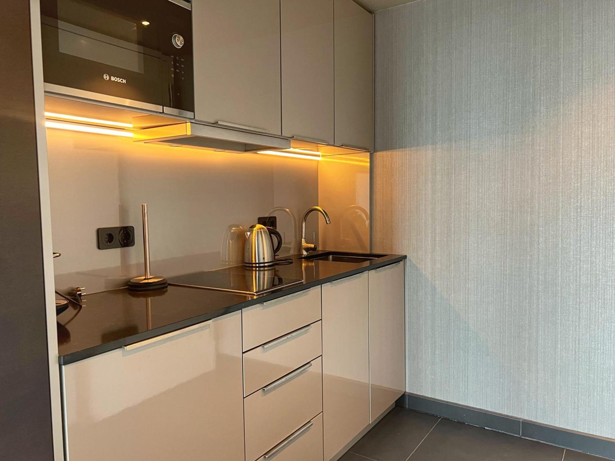 Suites Im Cloud Stuttgart Exteriör bild